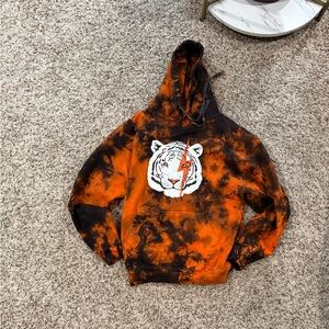 Orange and Black Tie-Dye Hoodie with Tiger Graphic Cincinnati bengals